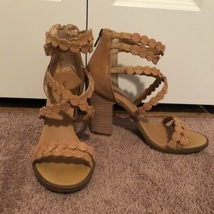 Luck Brand LP-Lameer Craft Beer Heels